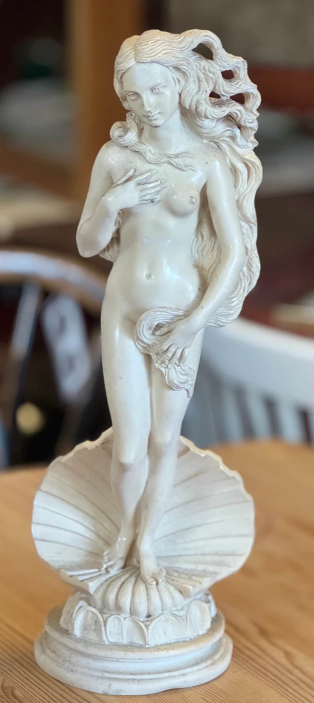 Vacker staty, Venus, Botticelli – begagnad inredning hos ReFurn Lidingö