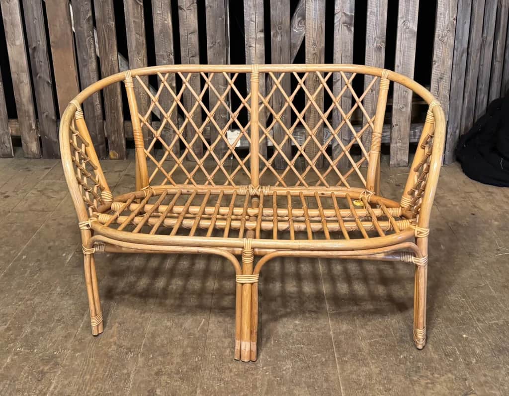 Soffa Bambu – begagnad bord & stolar hos ReFurn Lidingö
