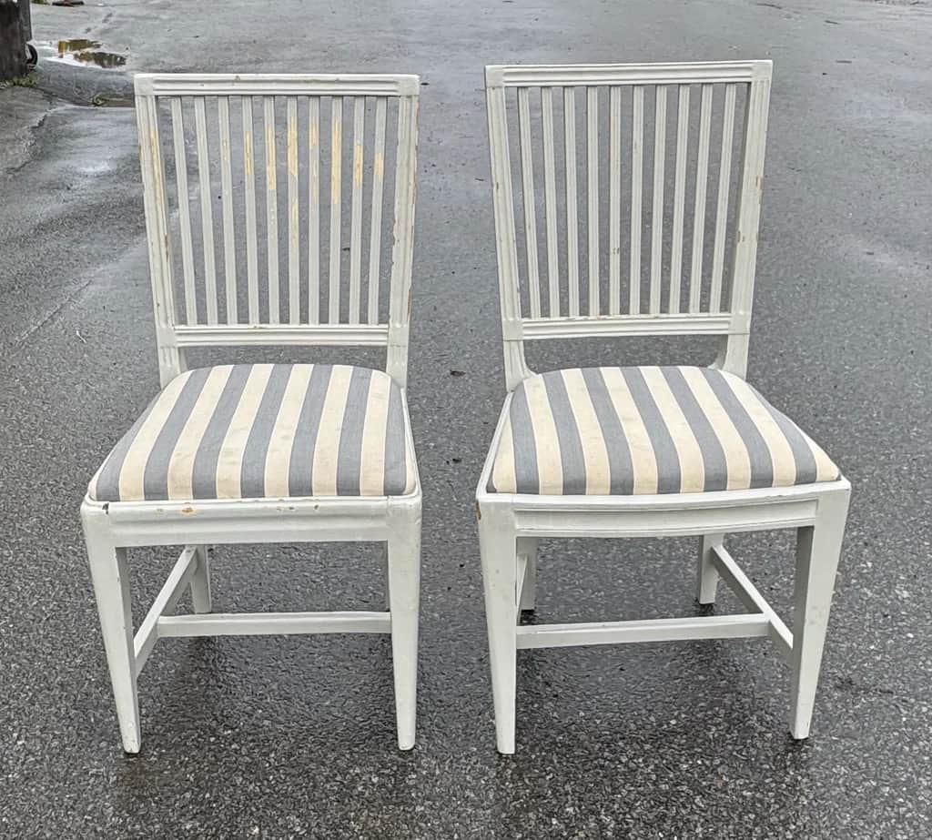 6 leksandsstolar, tidigt 1800-tal – begagnad bord & stolar hos ReFurn Lidingö