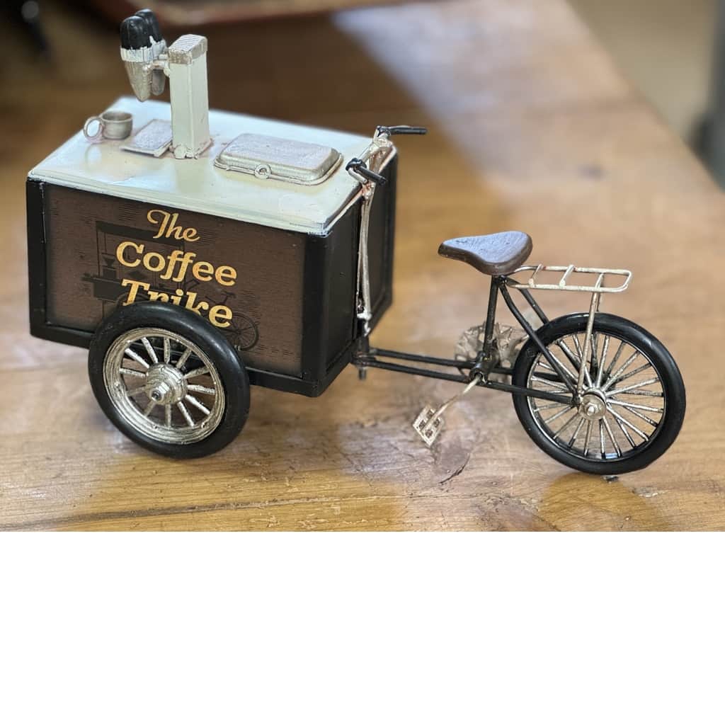 Läcker cykel / coffee shop – begagnad hemtextil & prydnad hos ReFurn Lidingö