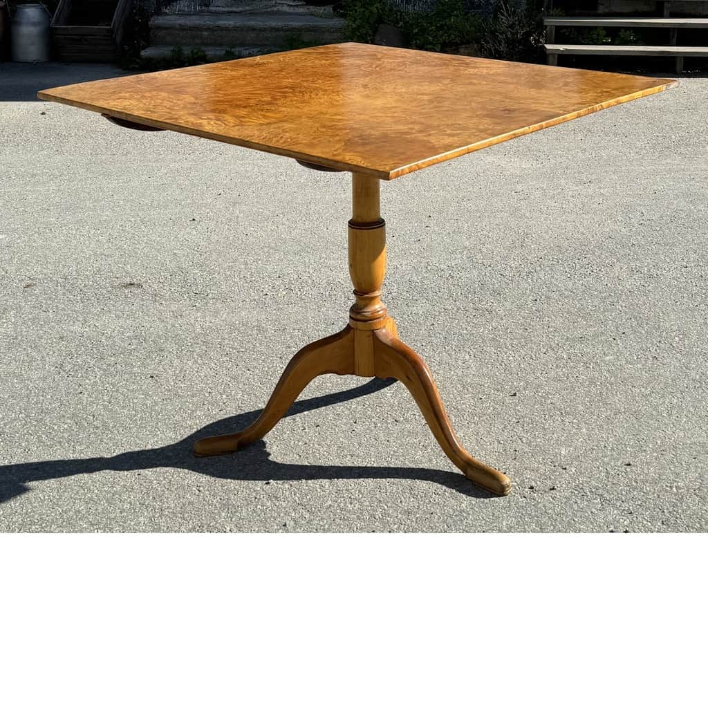 Vackert fällbord , alrot 1800 tal – begagnad bord & stolar hos ReFurn Lidingö
