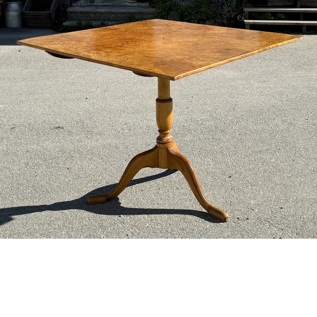 Vackert fällbord , alrot 1800 tal